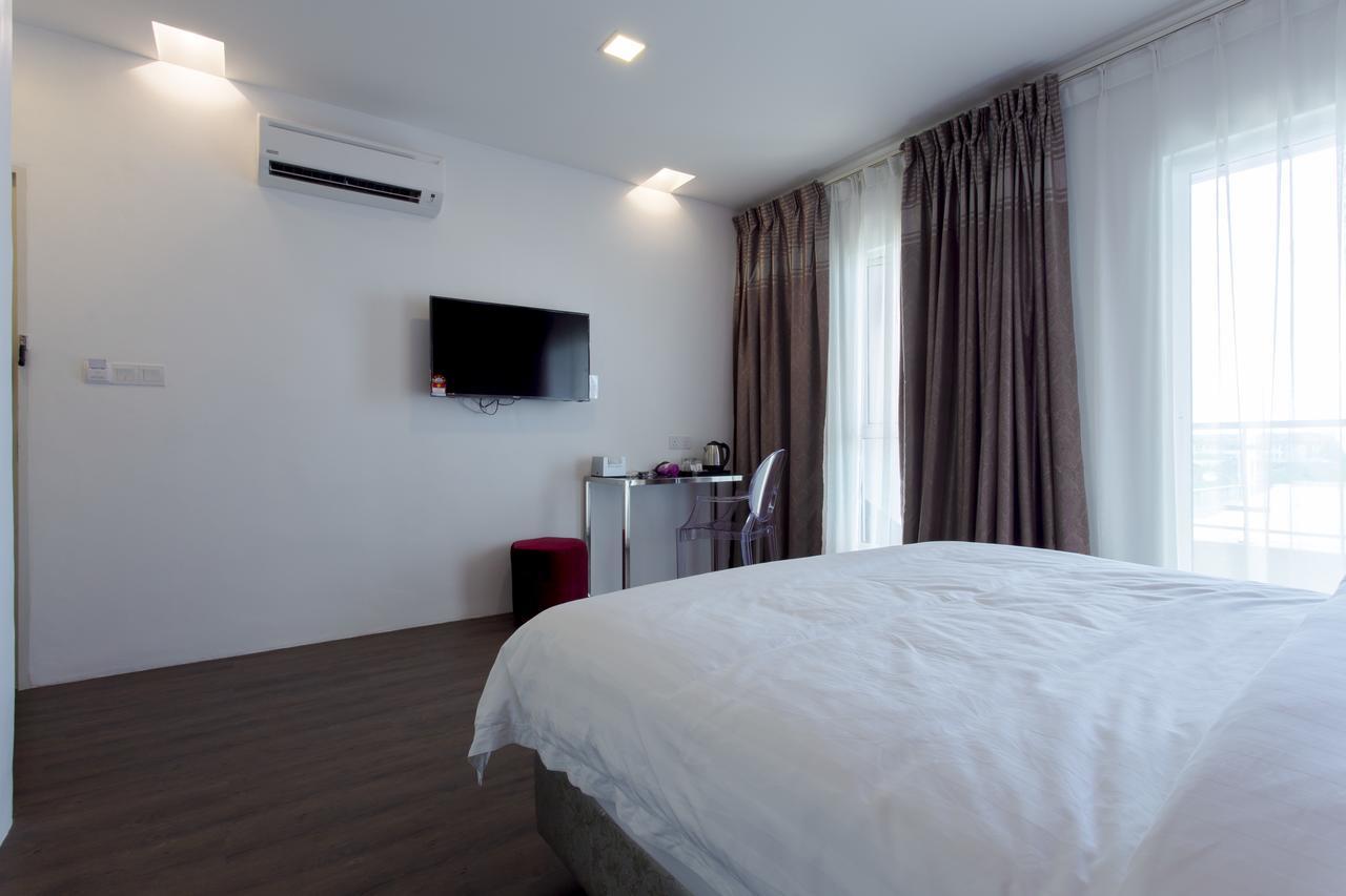 Aloha Hotel Sdn Bhd Pontian Kecil Esterno foto